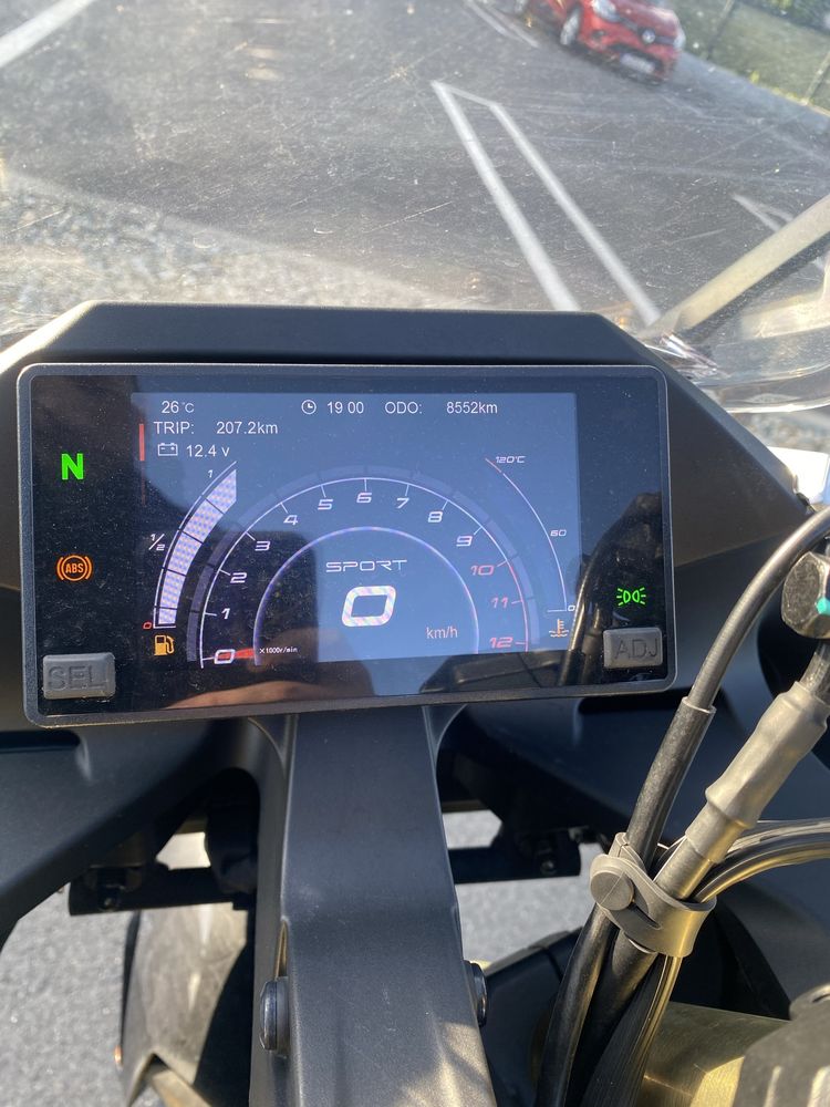 CF Moto 300sr 2021