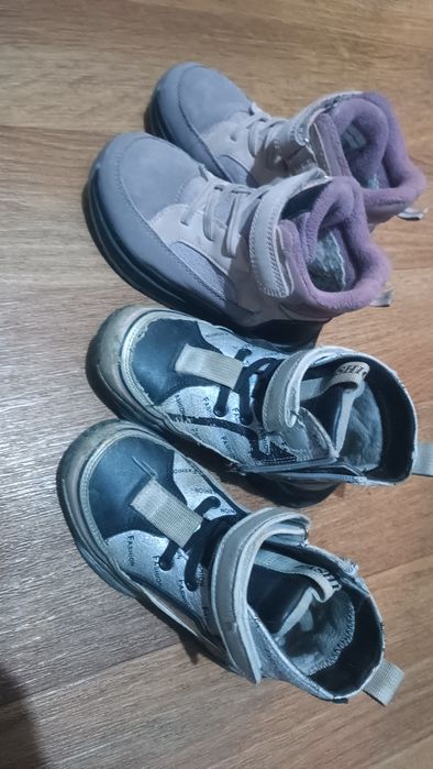 Отдам за фрукты обувь детскую демисезон