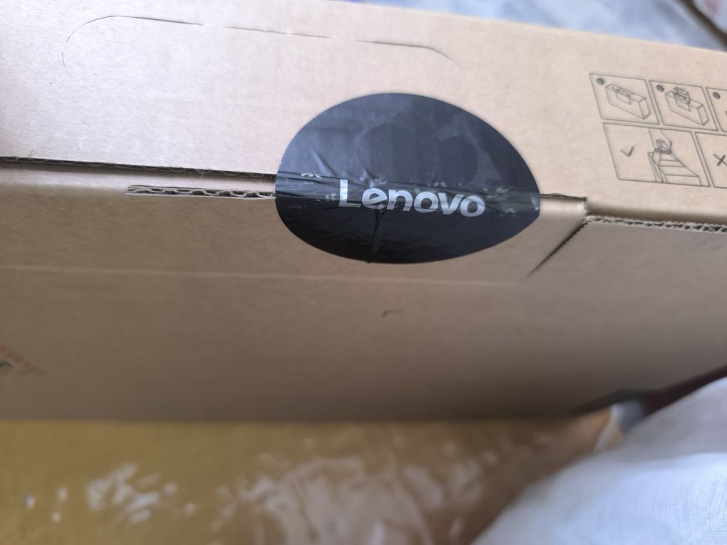 Lenovo IPN4020 4GB/256SSD +Windows и офисные программы