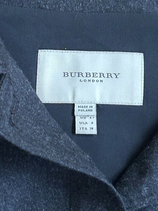 Burberry оригинална страхотна рокля 38размер