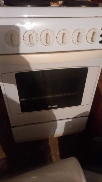 Продам электроплиту ардо