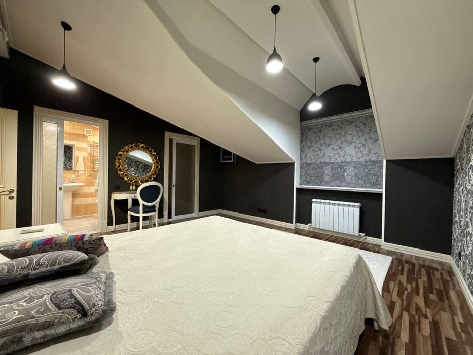 Продаётся КВАРТИРА ДВУХЯРУСНАЯ 5/5-6/6 на 214 м2 ЖК "ГАБУС" Ц-7