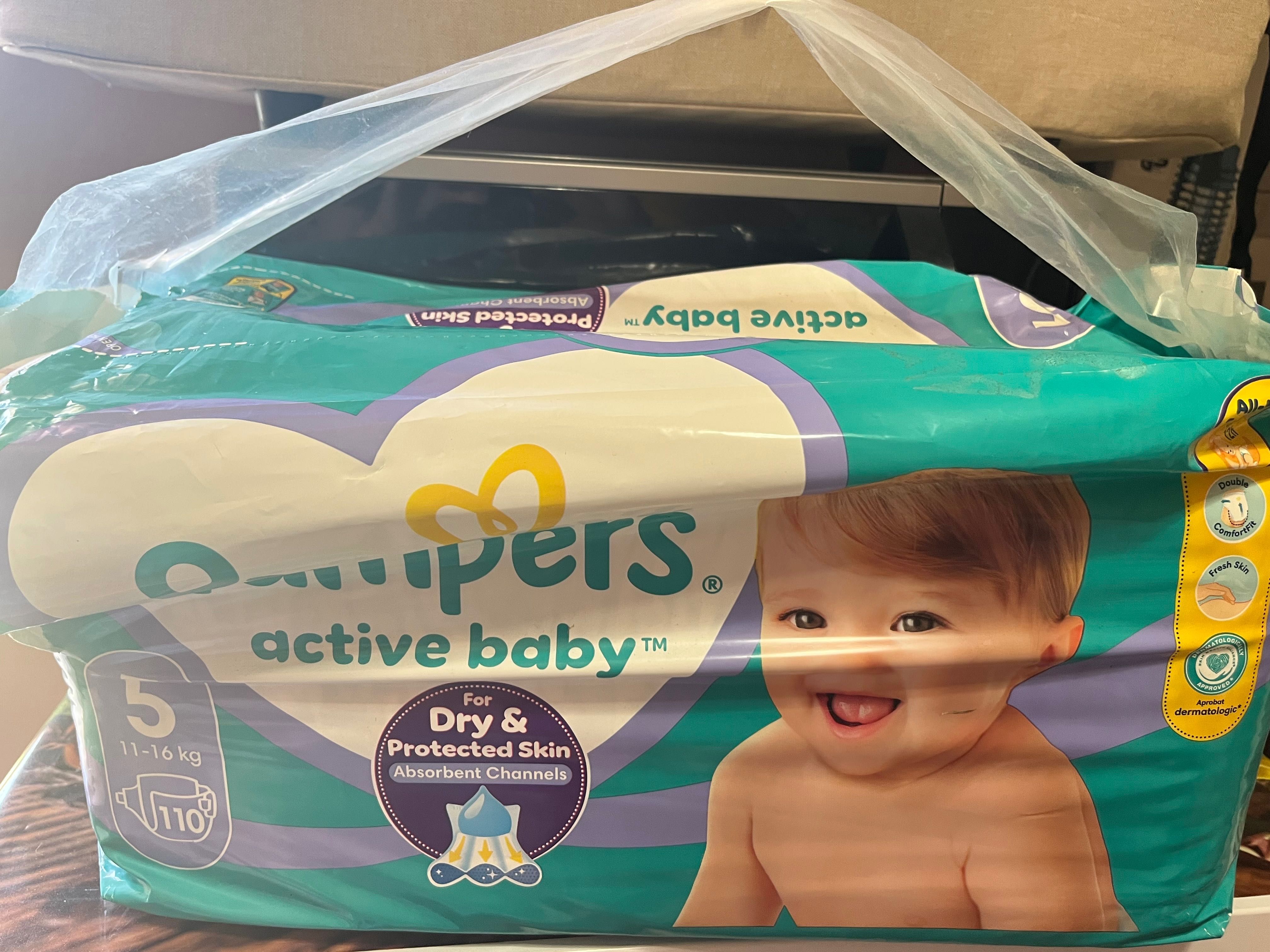 Памперси Pampers