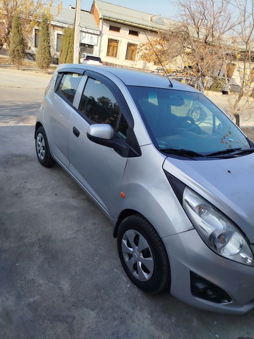 Spark sotiladi sirochna