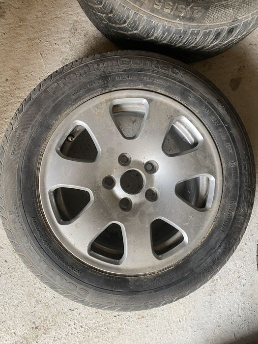 Roti rezerva echipate cu cauciucuri