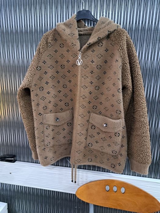 Нова кашмирена жилетка