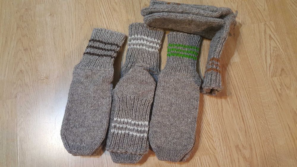 Домашни вълнени чорапи, шапки и терлици ръчна изработка