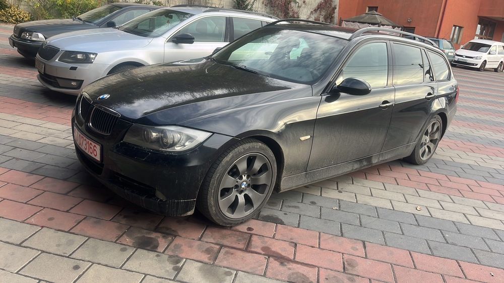 BMW seria 3 (330)