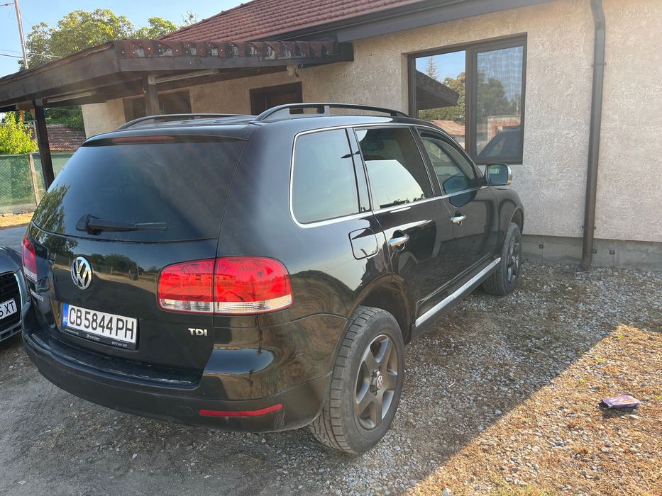 Продавам личния си автомобил
