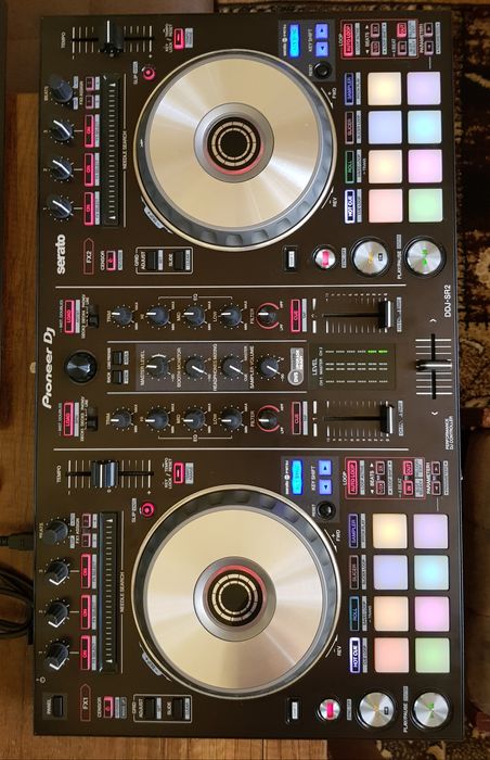 DJj SR2 DJ контроллер