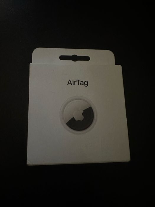 AirTag    Apple