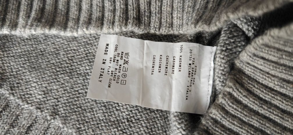 Vând pulover Etro Milano L 100% Cașmir