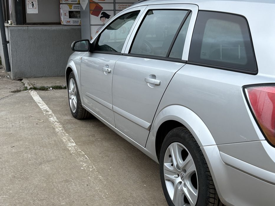 Vand ople astra H 1.9 proprietar !!