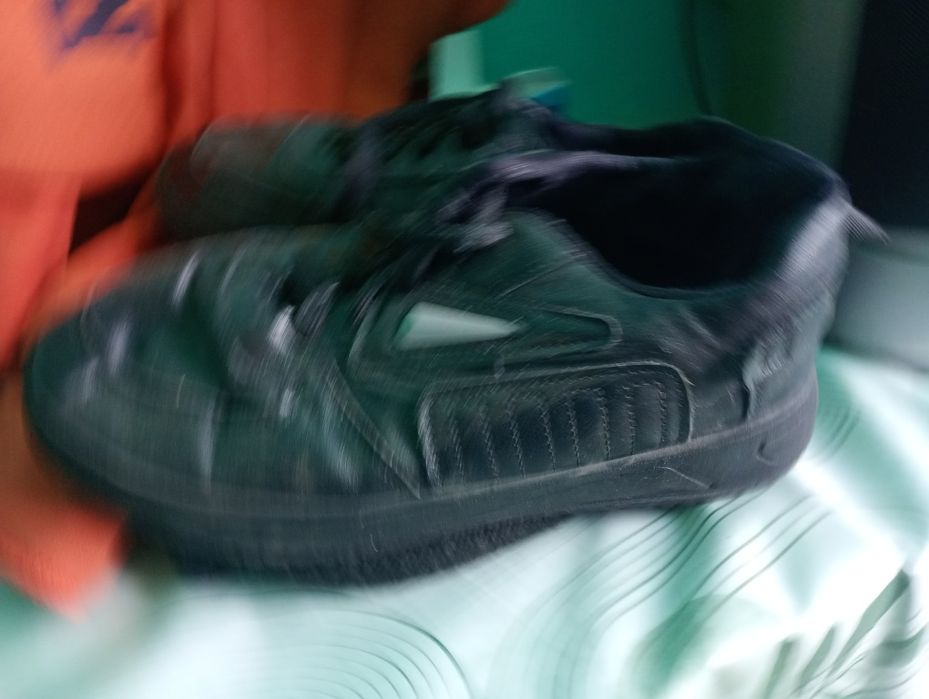 Adidas buni ne rupsti