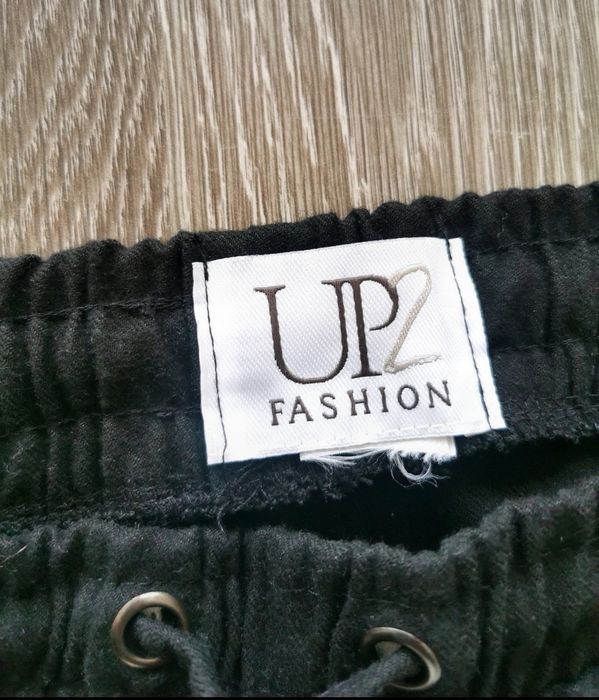Pantaloni cu croială  largă  Up2fashion