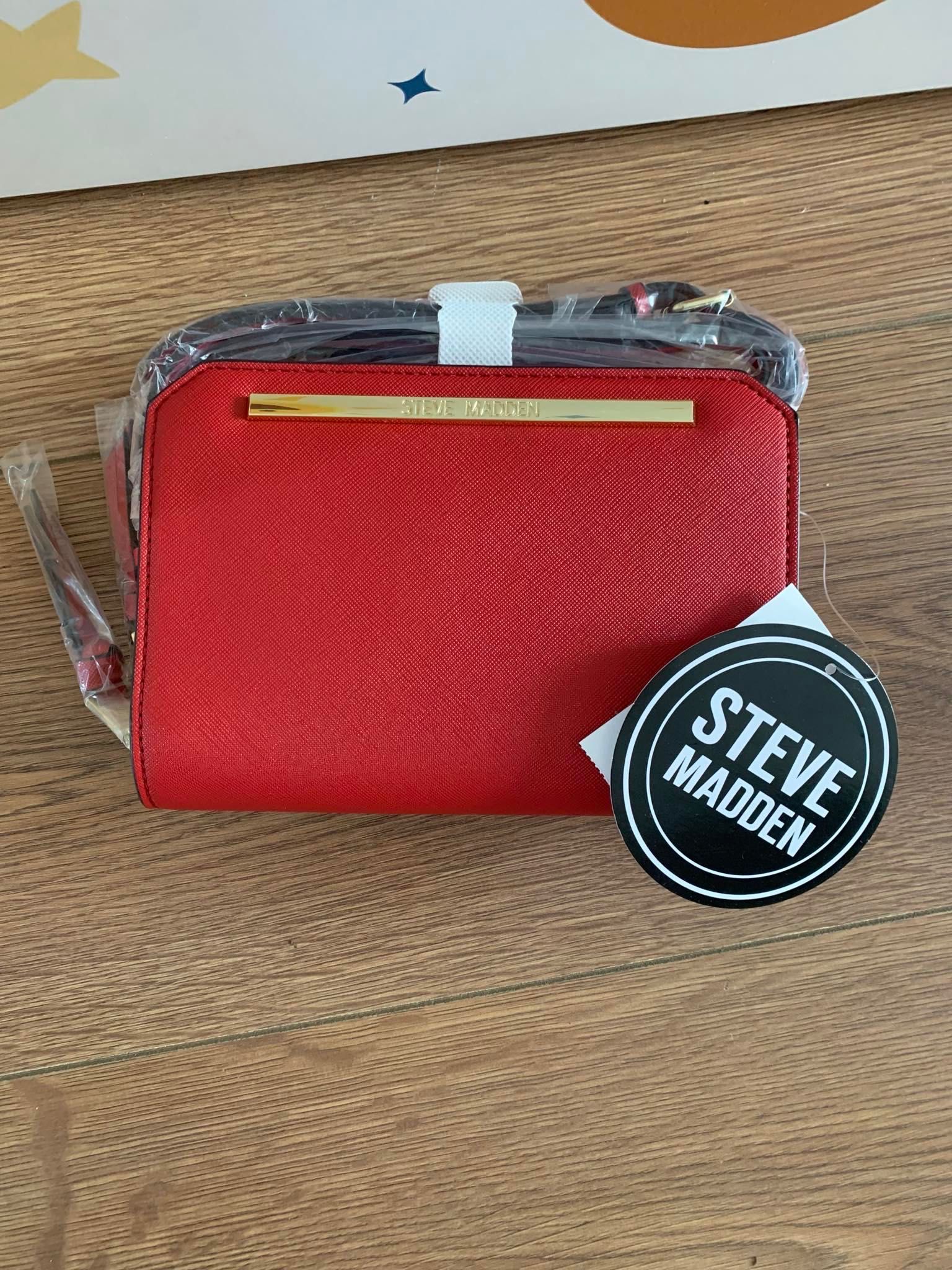 Портмонета Steve Madden