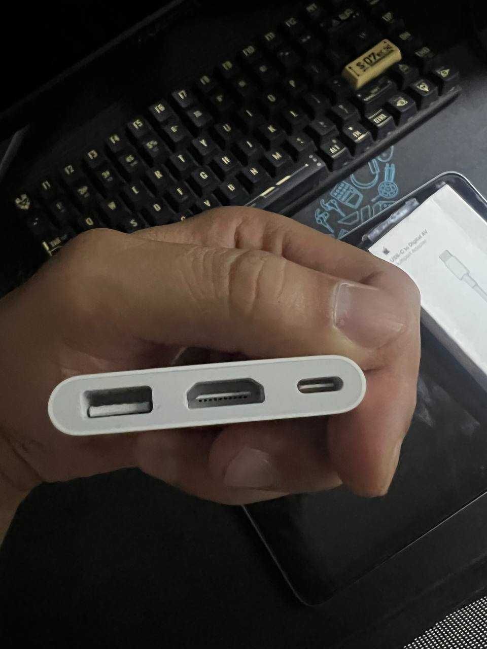 USB C Gigital AV adapter