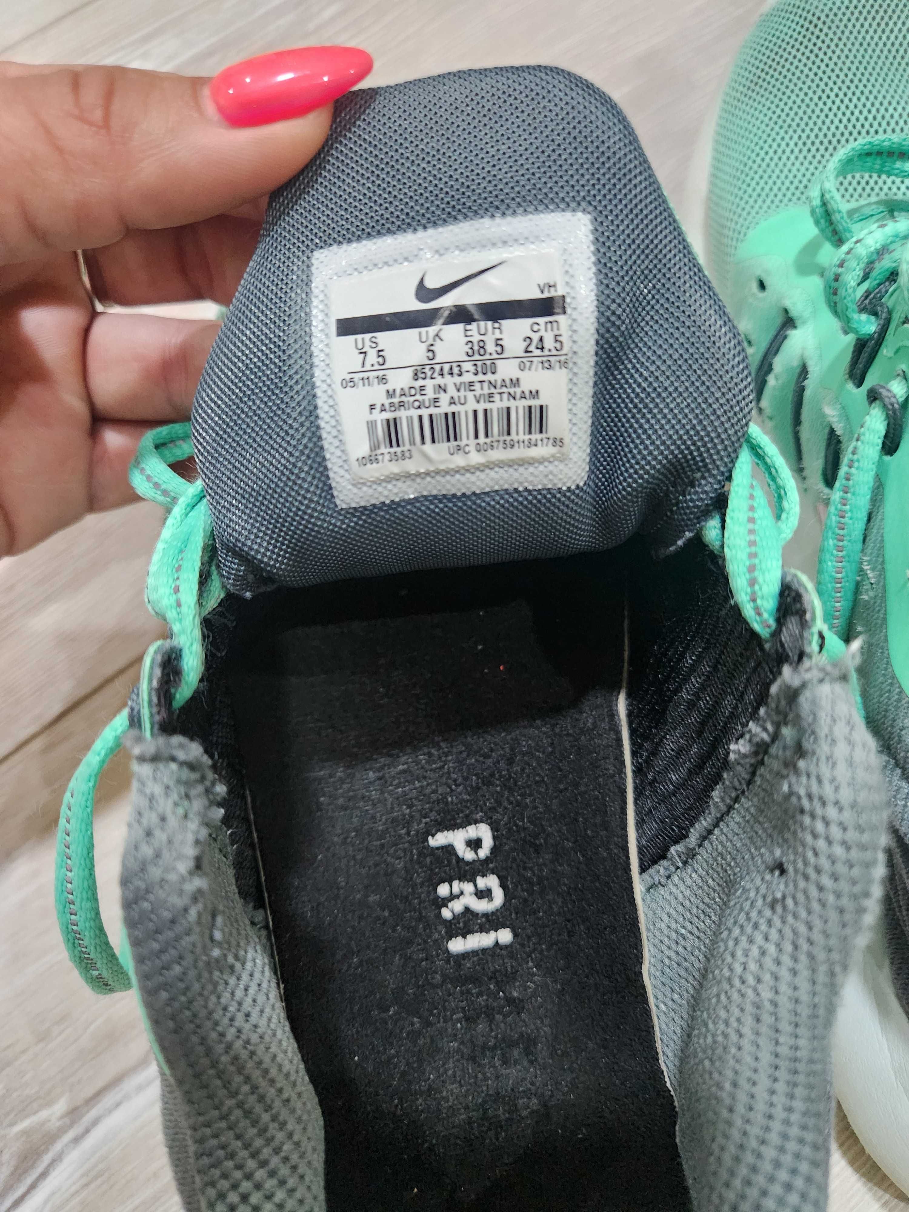 Като нови Маратонки Nike