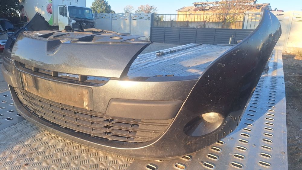 Bara fata capota renault megane 3 faruri oglinda aripi  tragar 1.5dci
