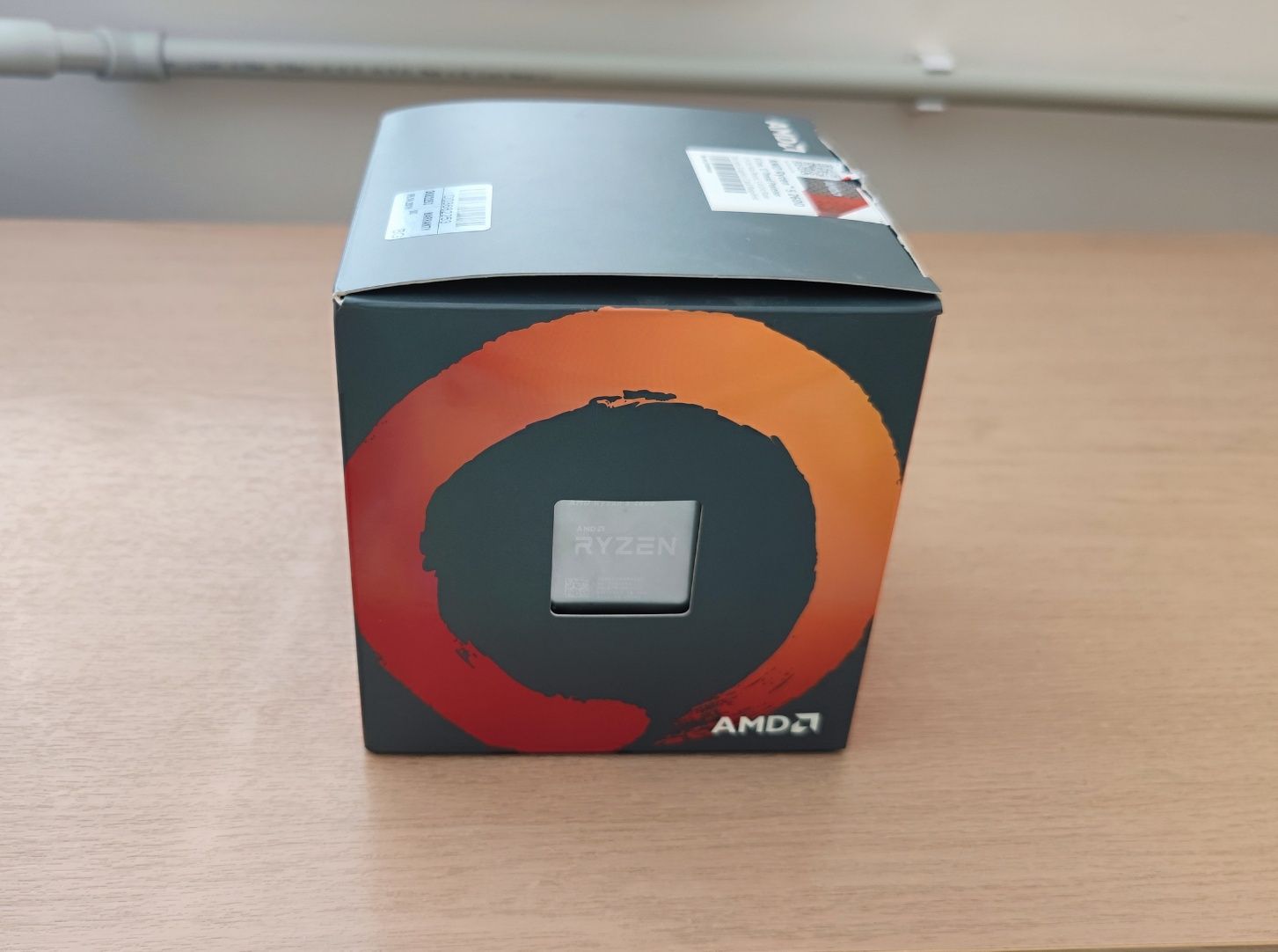 Ryzen 5 2600 със стоково охлаждане
