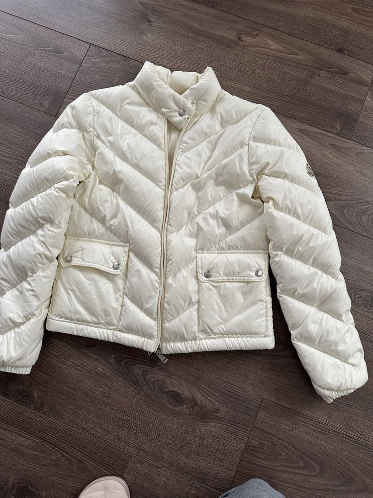 Оригинално яке Moncler