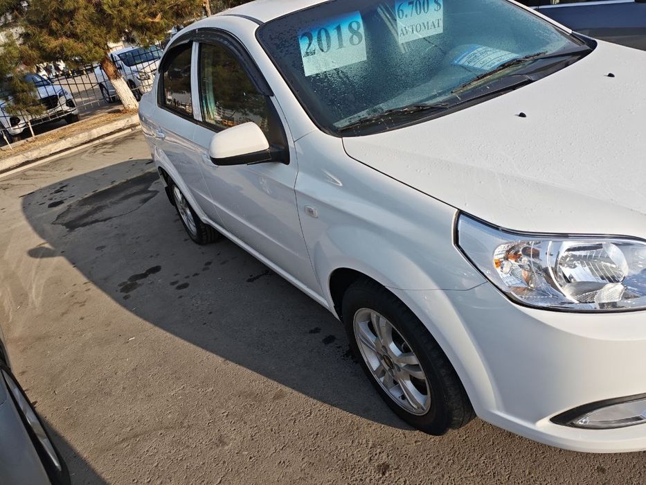 Sotiladi Nexia 3 avtomat 2018