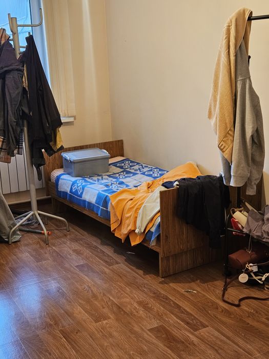 Кровать 2 на 70 срочно килыбай медеубекова 137