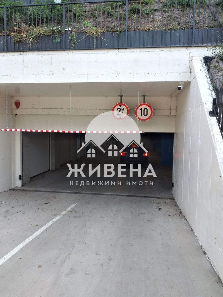 Паркомясто в подземен гараж под наем, кв. Победа, площ 23 кв.м