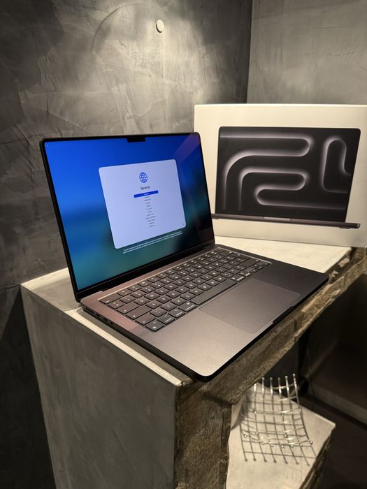 3 cycle! КАТО ЧИСТО НОВ Macbook Pro M4 14 inch Space Black