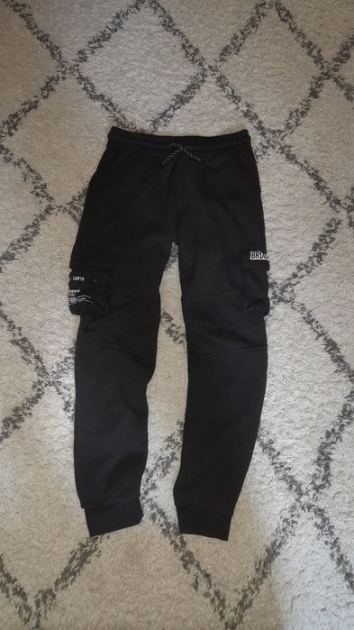 Pantaloni negri 170/176