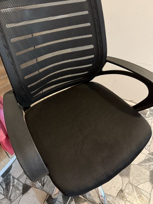 Кушетка + дюшек+ стол+ лампа