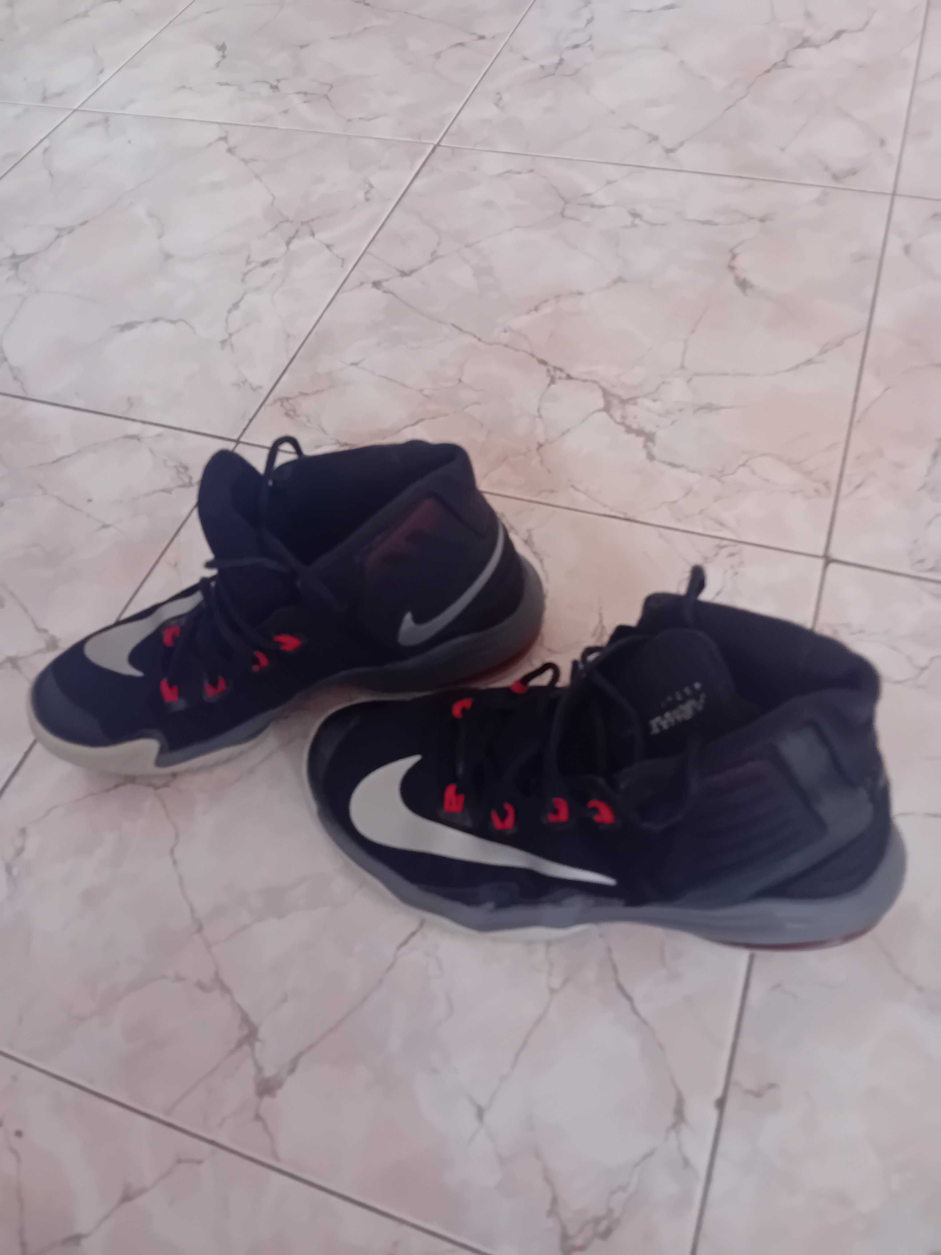 Nike Airmax 42.5 н