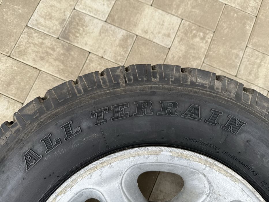 Roti Ford Ranger 225 70 R15 ALL TERRAIN CA NOI