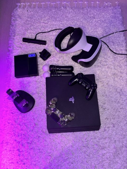 Vand kit Ps4 pro cu toate accesoriile