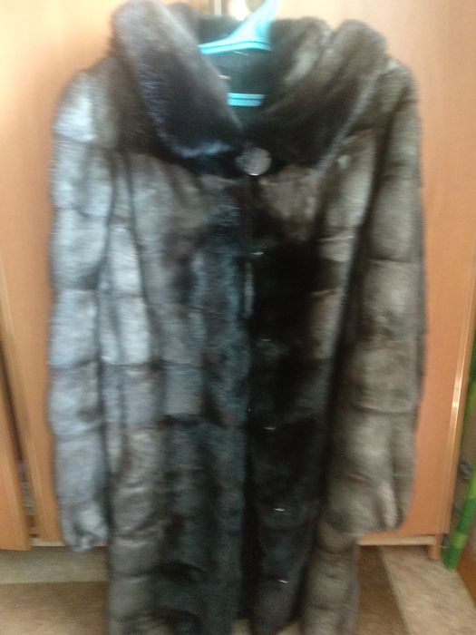 Продам шубу норковую