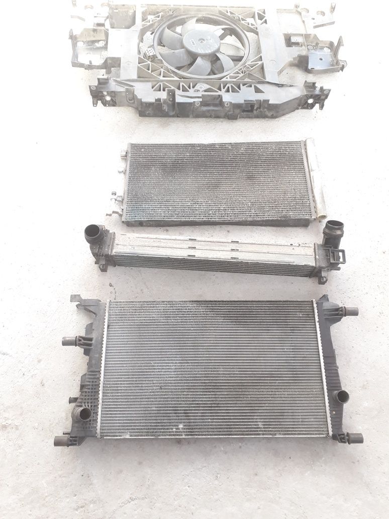 Radiator Intercooler Aer Apă AC Renault Megane 3 Scenic 3 1.5 Dci 110