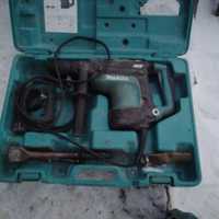 Makita   hr4011c