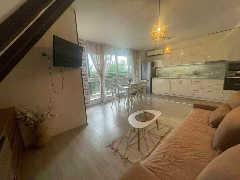 Оферта 12286 - Тристаен апартамент под наем в кв. Кючук Париж