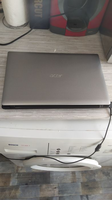Лаптоп aser aspire 5741 series модел NEW 70 проблем с клавиатурата