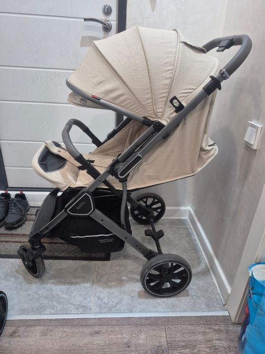 Коляска прогулочна Kidilo