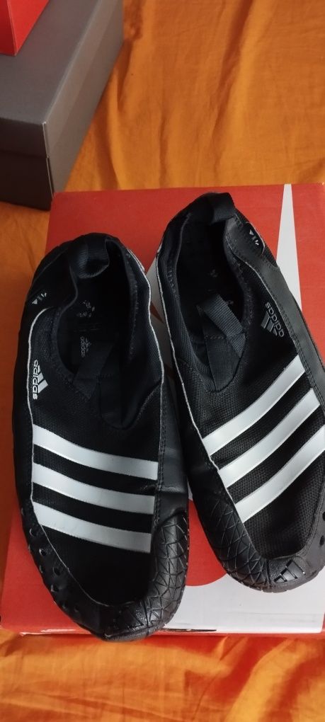 Adidași adidas Nr 41 noi