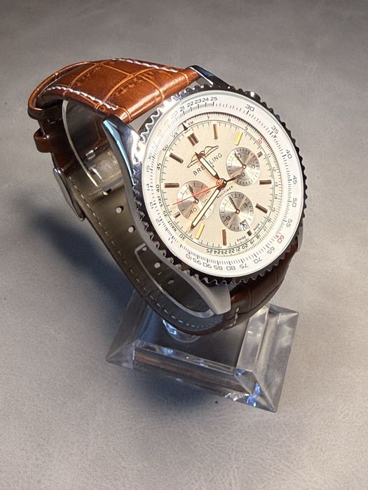 Breitling Navitimer – model de colecție, stare foarte bună