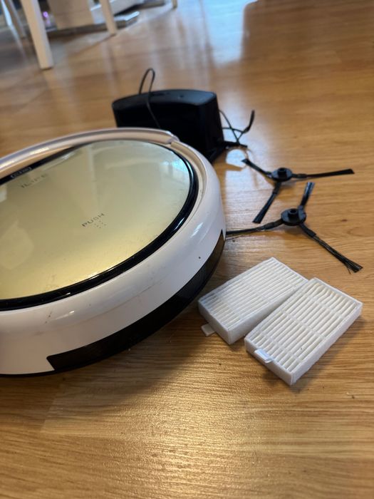 Прахосмукачка робот Ilife V5