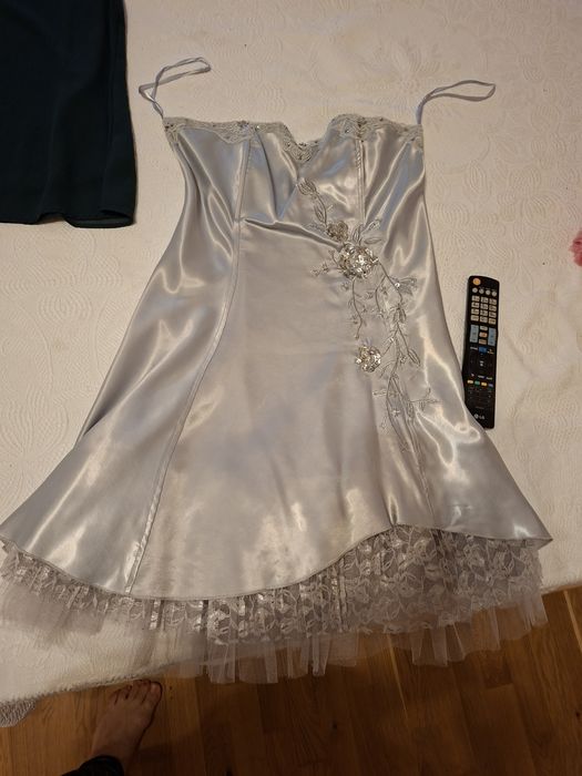 Rochie ocazie (are fermuarul rupt)