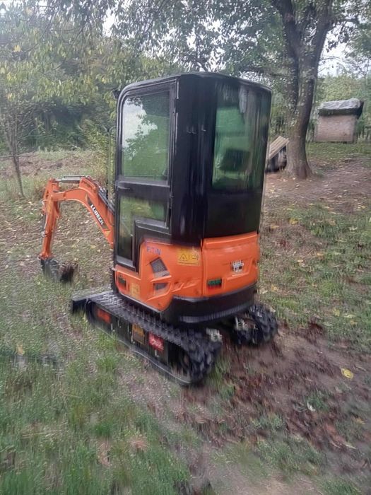 Miniexcavator 1800 kg