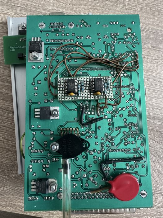 Продавам Мега 2 екстра (Megasquirt V2.5.3) за 4 и 8 цил.