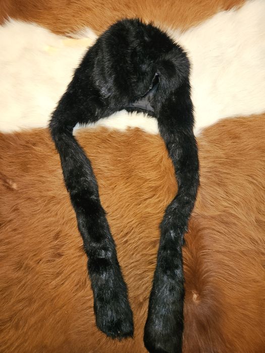 Vand caciula lunga din blana eco poate fi folosita lungimea ca fular