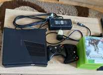 XBOX 360 Slim (2 manete, 10 jocuri)