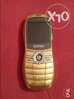 Telefon Ferrari gold