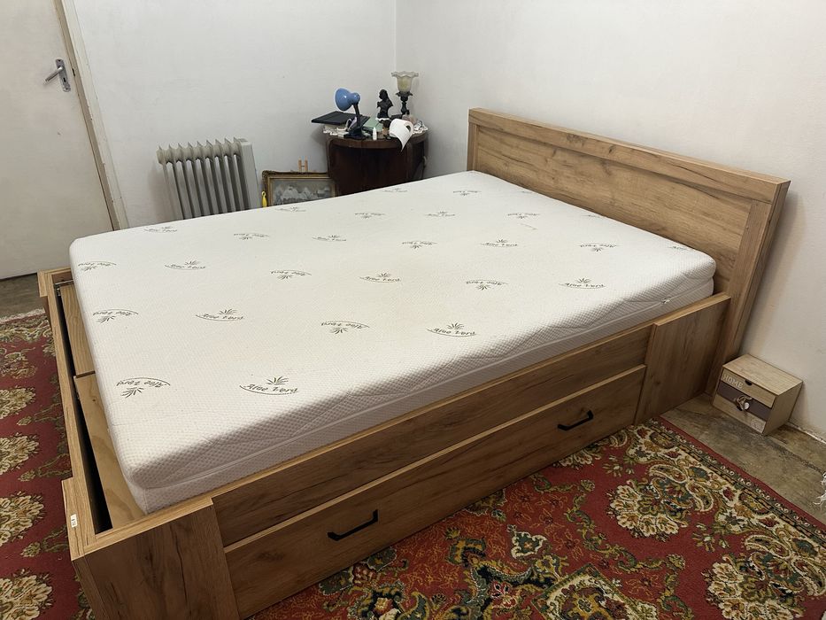 Pat 140x200 cu saltea inclusa